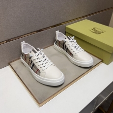 Burberry Low Shoes